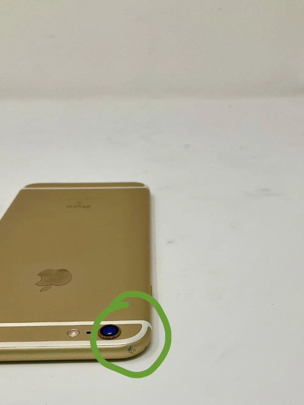 LIKE NEW: ISO Apple Iphone SmartPhone 6S Plus Gold with 64GB